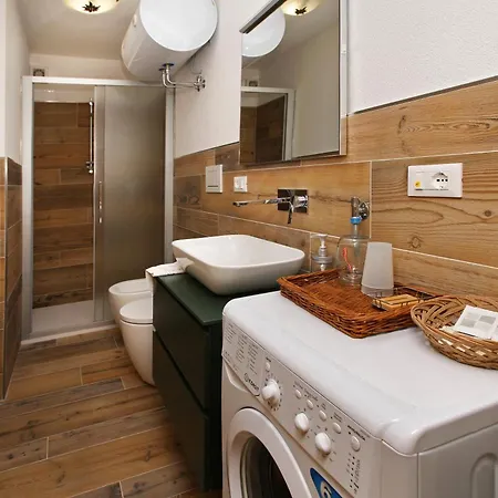 Apartment Eydappartamenti *